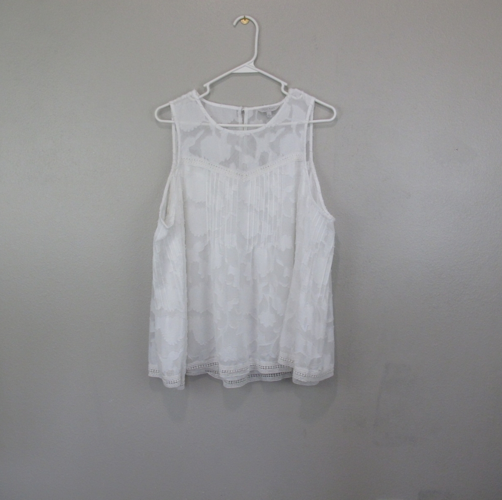 Lucky Brand cold shoulder top